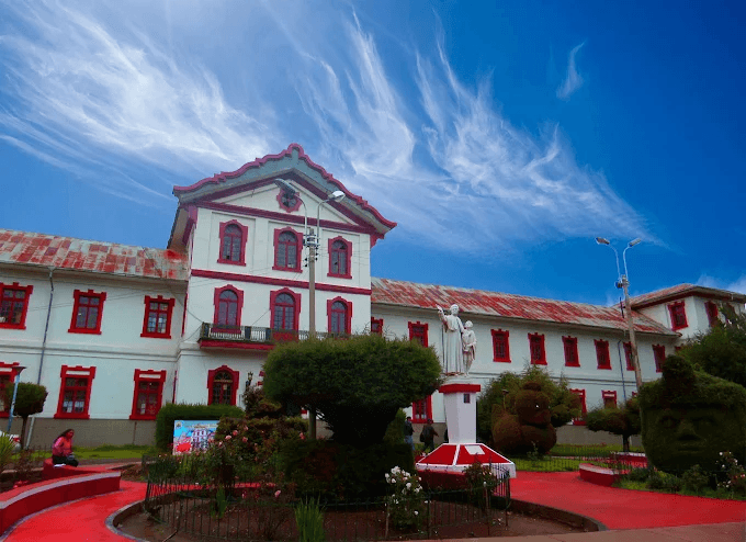 Formamos profesionales que transforman el futuro