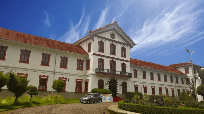 Talleres y laboratorios equipados para tu aprendizaje